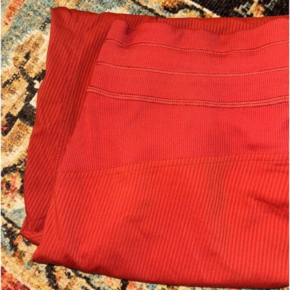 Lululemon Dance Studuo Mid-Rise Jogger - Size 6 - Picture 4 of 6